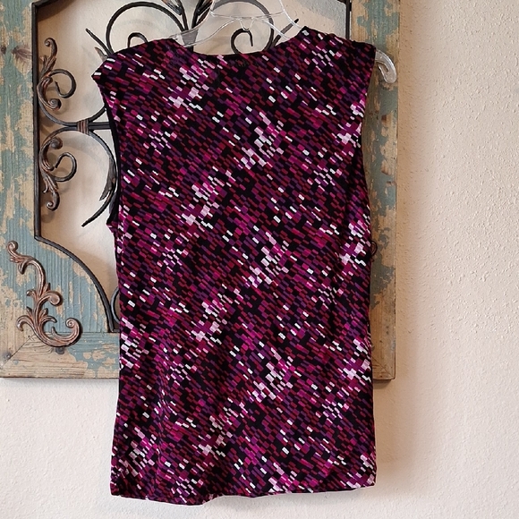 Unlisted Pink and Purple Blouse Elegant Top. Size large - Picture 6 of 7
